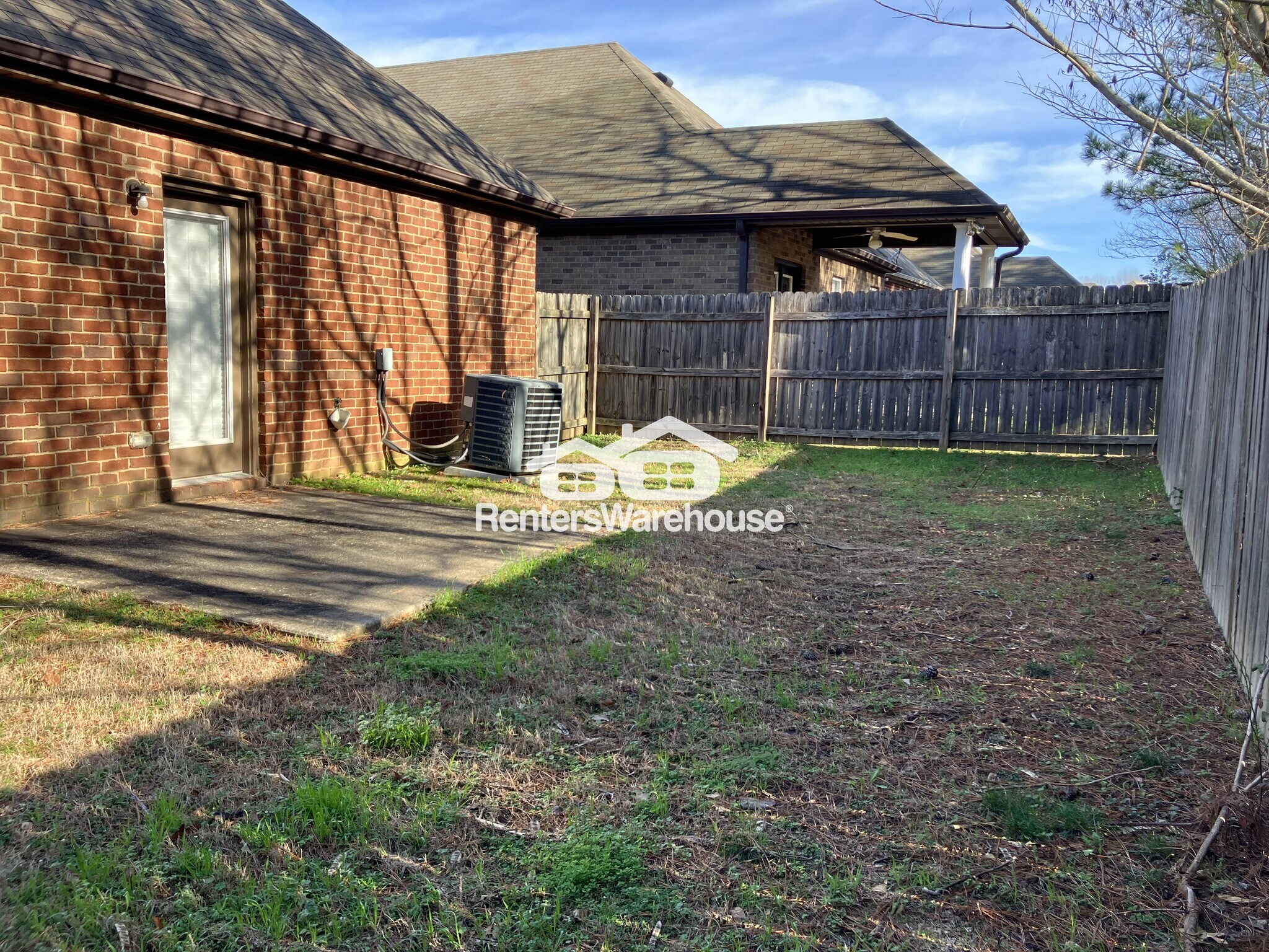 Building Photo - 261 Oxmoor Pl