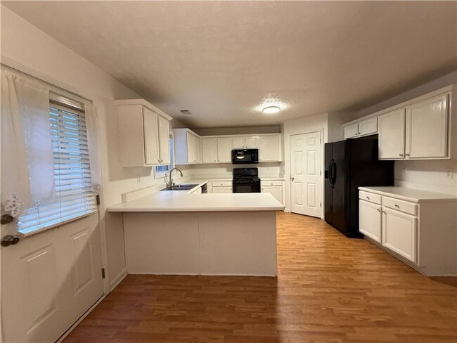 Building Photo - 6906 Wynmeadow Dr