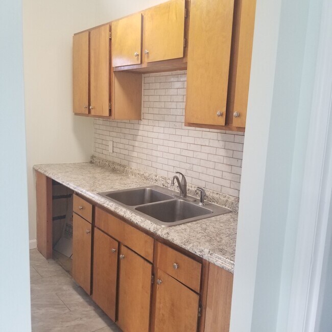 11 Upsala St 11 Upsala St Worcester MA 01610 Apartment Finder