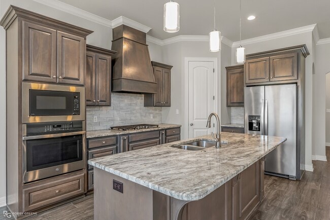 Building Photo - 1141 Green Wood Cir