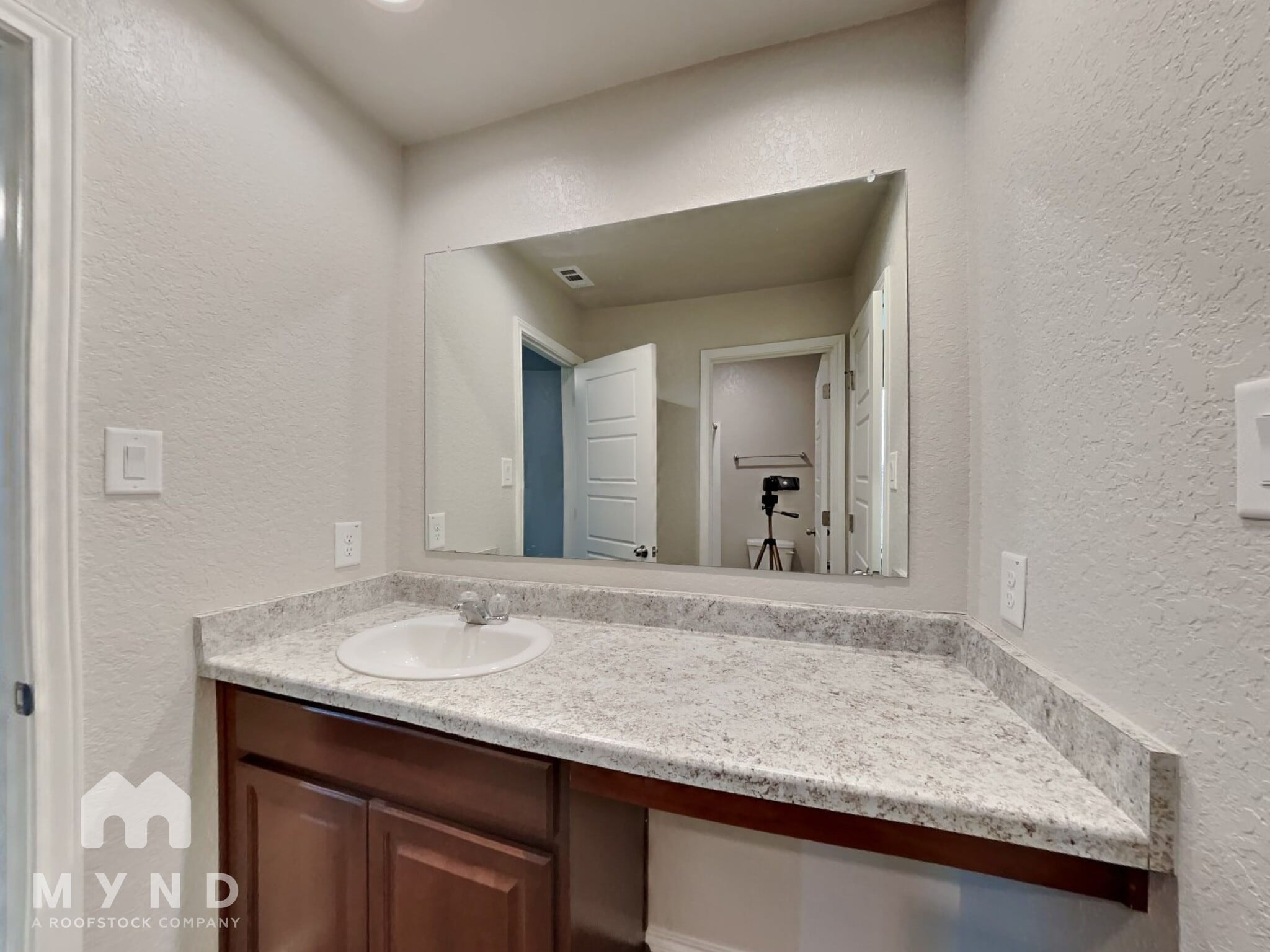 Building Photo - 12923 Cicely Ct