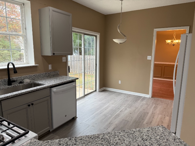 Building Photo - 13918 Laurel Trace Dr