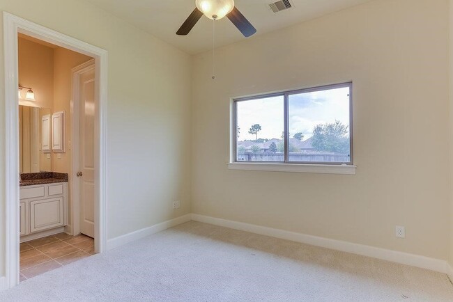 Building Photo - 17603 Bear River Ln