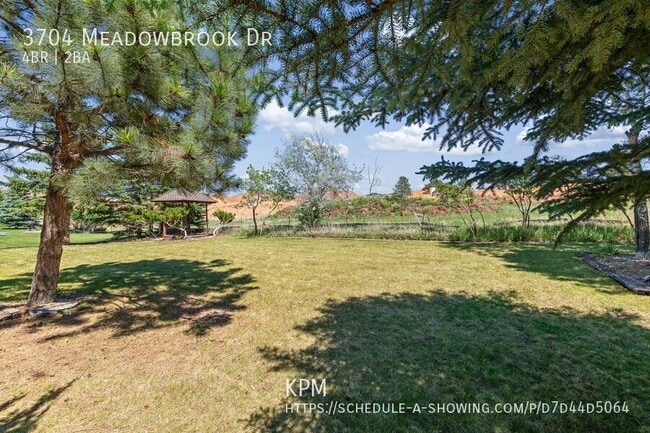 Building Photo - 3704 Meadowbrook Dr