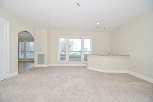 Building Photo - 1107 Mulberry Farm Ln