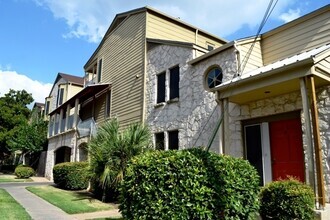 Building Photo - K071 - Orange Tree #96