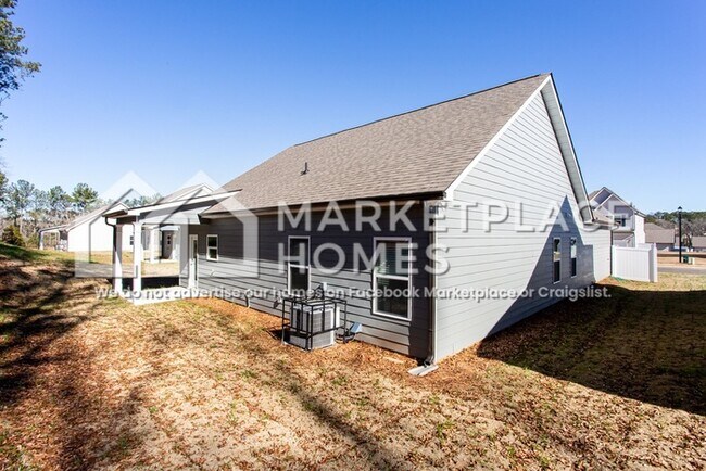 Building Photo - 232 W L Miller Dr