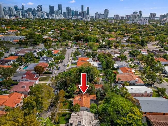 Building Photo - 1262 SW 15th Terrace