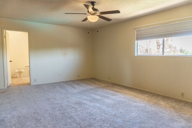 Building Photo - Spacious 3-Bedroom, 4-Bath Vintage Home wi...