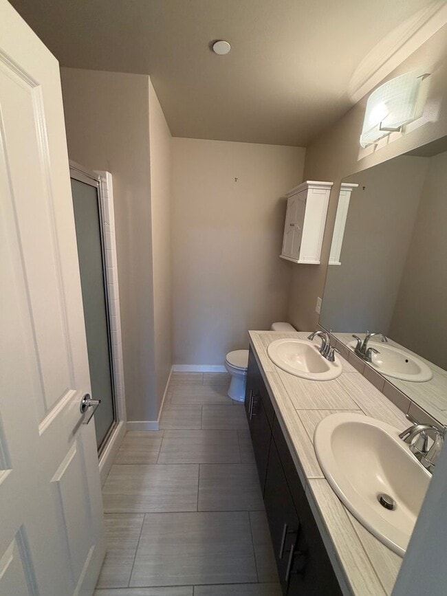 Building Photo - Renton Highlands newer 2bd Townhome For Rent!