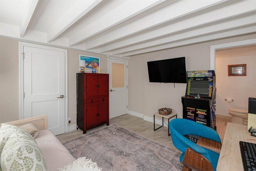 Building Photo - 1936 Harbour Inlet Dr