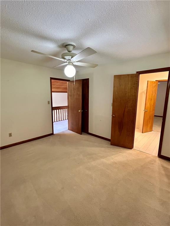 Building Photo - 115 Nesbit Ferry Pl