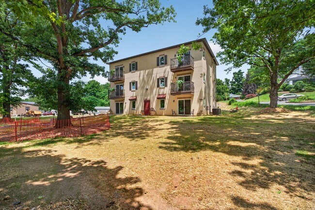 Building Photo - Brand New Apartments for Rent in Harrisonburg