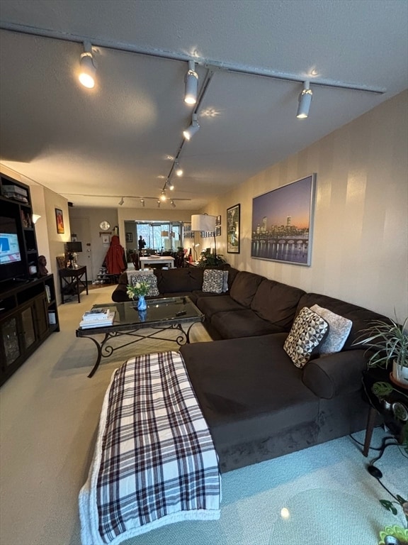 Building Photo - 19 Winchester St