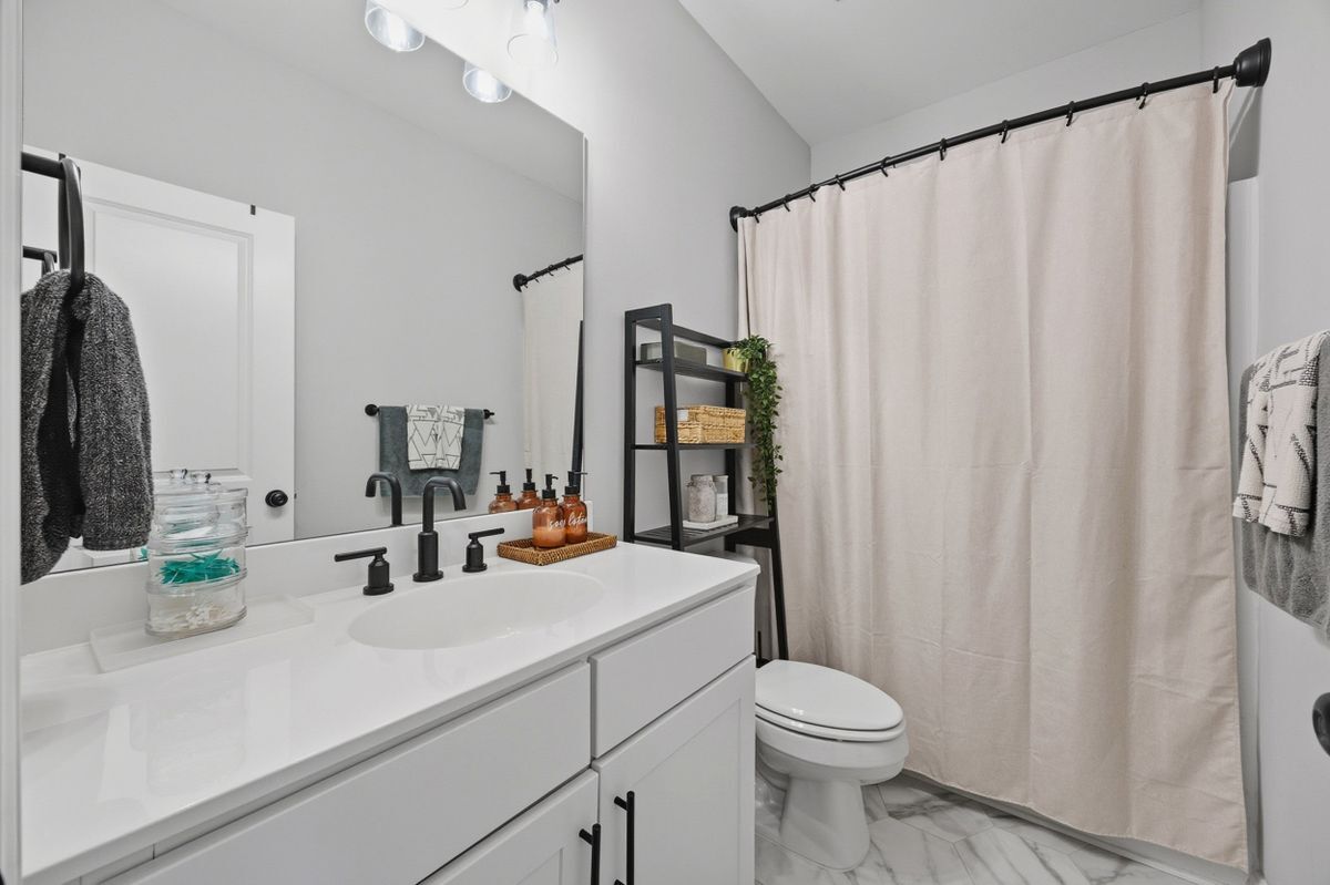 Building Photo - 2905 Ilir Mnr NW