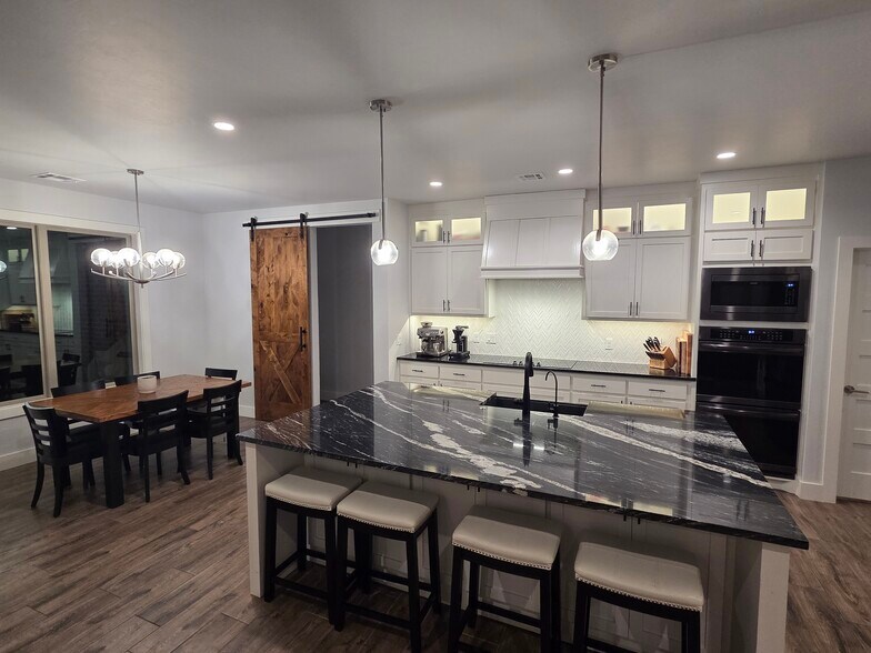 Building Photo - 16408 Brookefield Dr