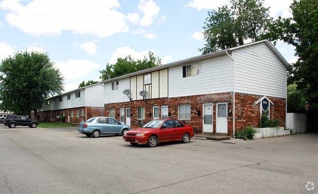Building Photo - Log Garden Apartments