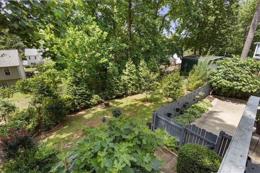 Building Photo - 2660 Windage Dr SW