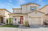 Building Photo - 3961 Martis St