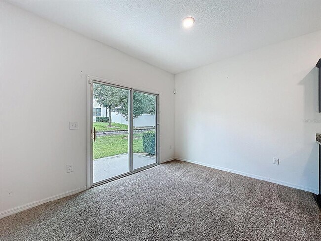 Building Photo - 927 Reserve Pl