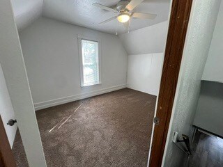 Building Photo - 422 Hannah Ave