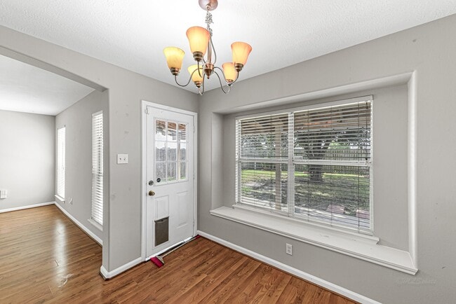 Building Photo - 20347 Hunterclif Ln