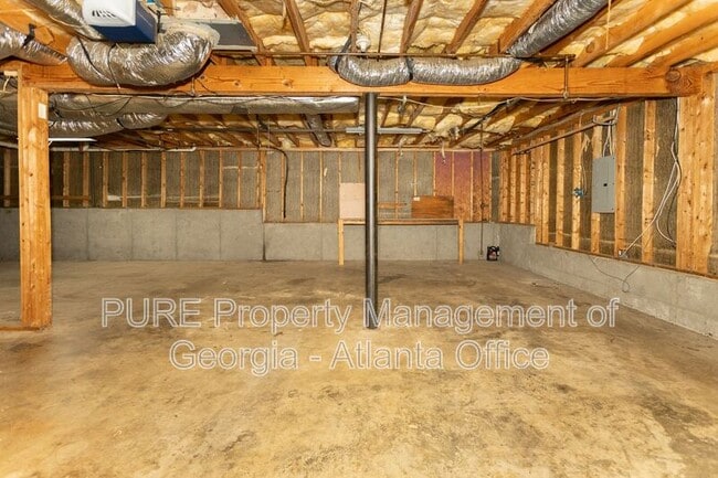 Building Photo - 50 Indian Springs Dr NE