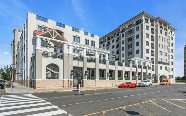 Building Photo - 1501 Ocean Ave N