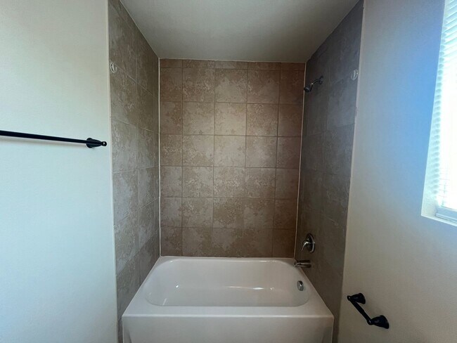 Building Photo - 16824 Dancing Ava