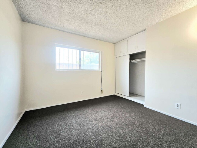 Building Photo - Spacious 1-Bedroom Home with Large Yard!!!