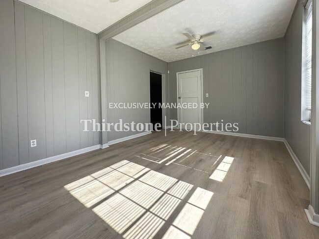 Building Photo - 1216 Hamilton St