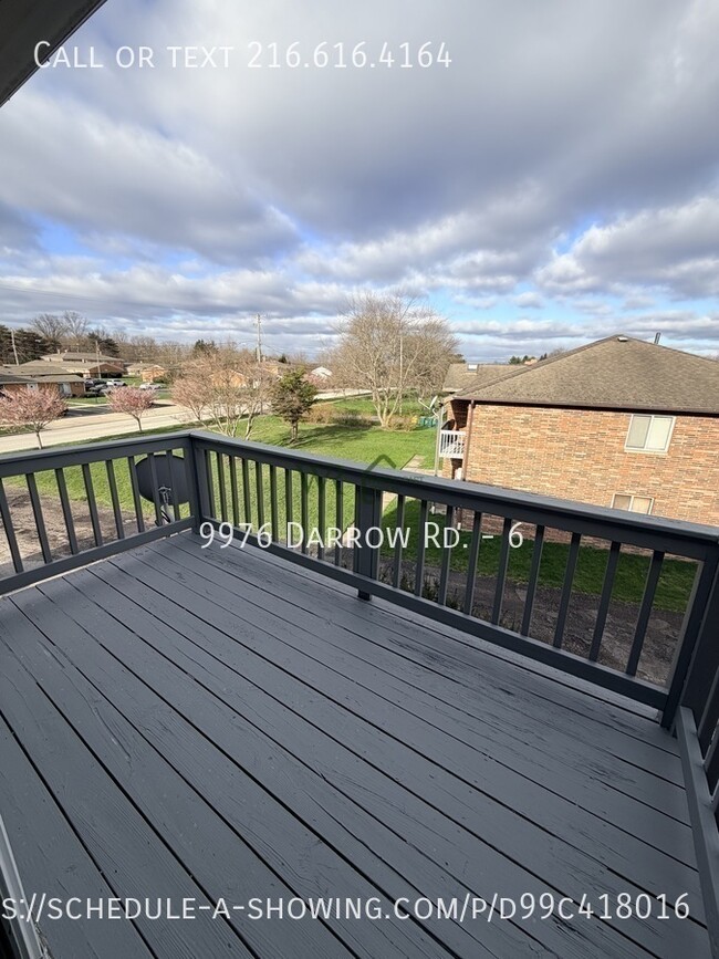 Building Photo - 9976 Darrow Rd