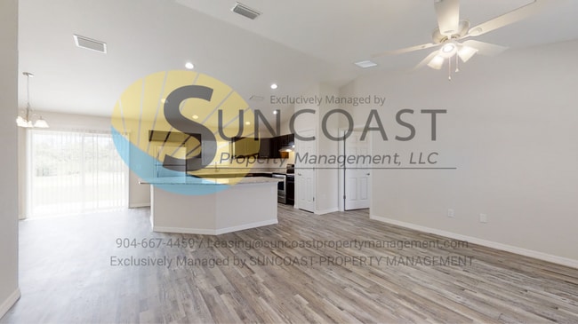 Building Photo - Welcome to Your Stunning New Home in Lehig...