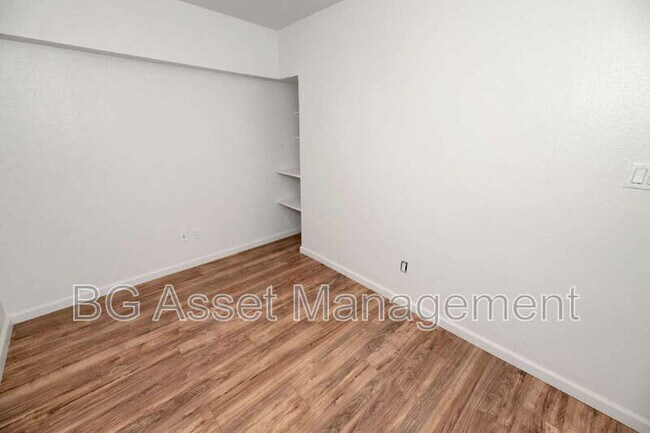 Building Photo - 50 Frey Pl