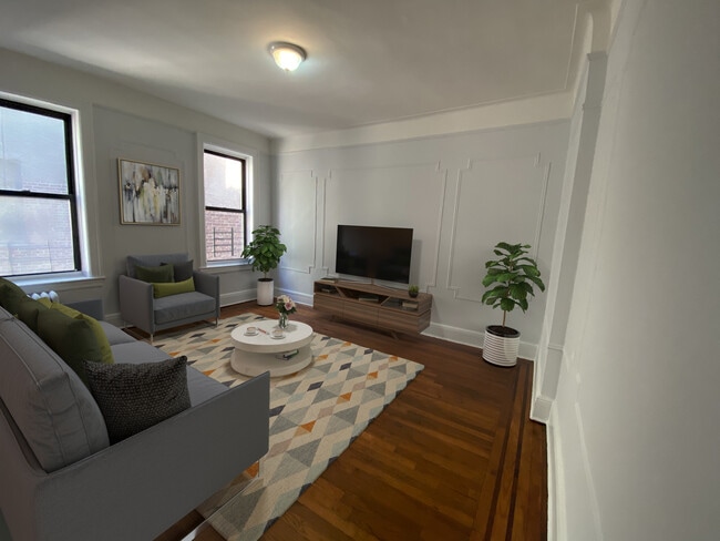Primary Photo - 2823 42nd St-