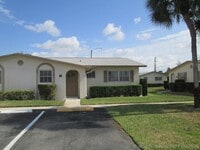 Building Photo - 2650 Barkley Dr E