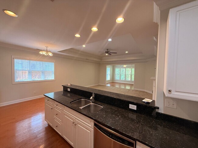 Building Photo - 2628 Coulter Pl