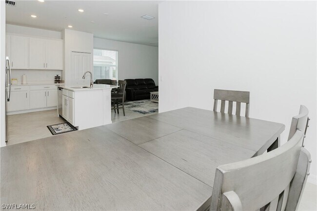 Building Photo - 18461 Copperhead Dr