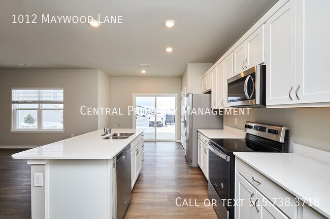 Building Photo - 1012 Maywood Ln