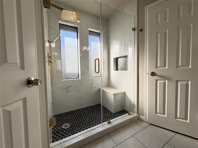 Building Photo - 901 Fiero Dr