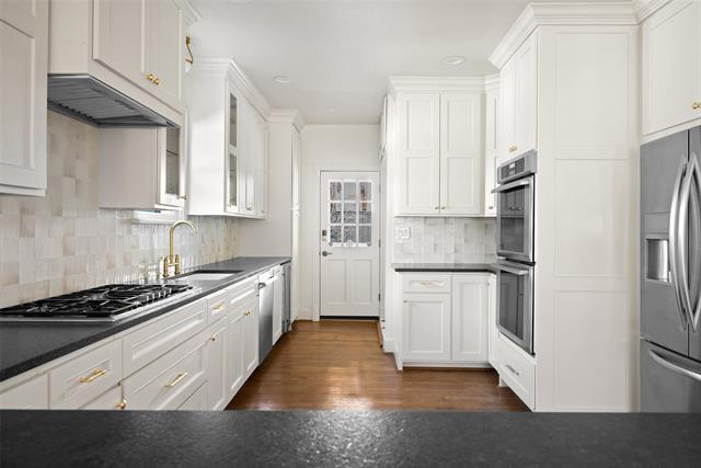 Building Photo - 5623 McCommas Blvd