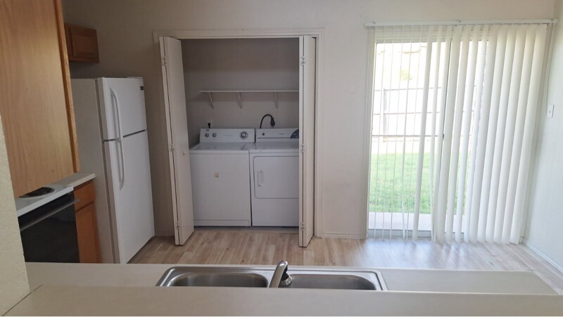Building Photo - 3706 Malibu Ln