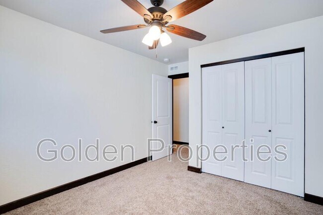 Building Photo - 6677 N Gavin Loop