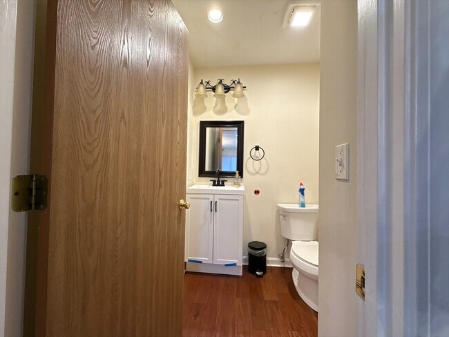 Building Photo - 73 Arrowhead Cir
