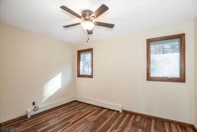 Building Photo - 9 Log Cabin Terrace