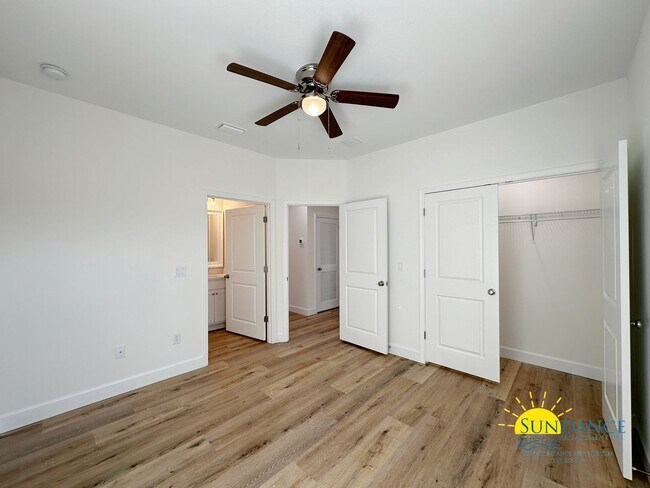 Building Photo - 7 11th St