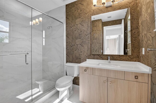 Building Photo - 8356 Royal County Down Rd