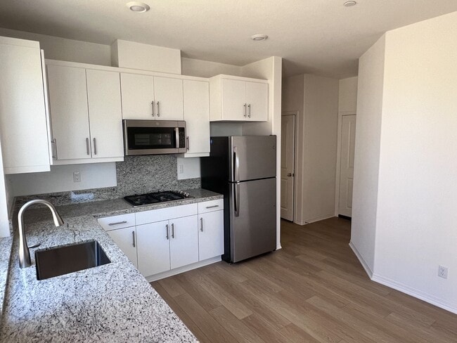 Building Photo - 30284 Truckee Cir