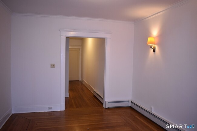 Building Photo - 745 Orange St