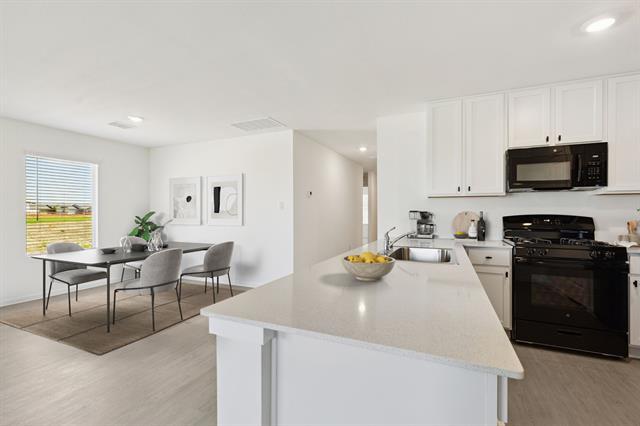 Building Photo - 3213 Tarpan Ct